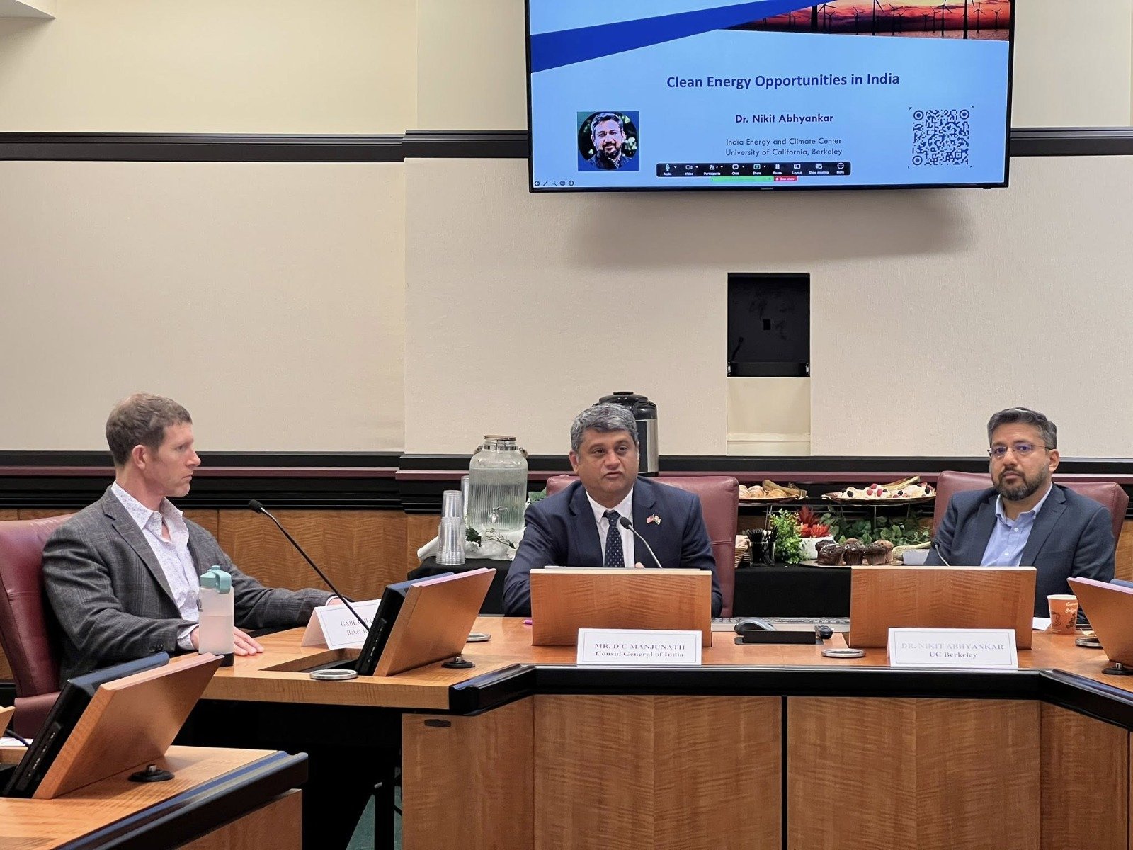 Consulate General of India in Houston partnered with the Baker Institute, Rice University and US India Strategic Partnership Forum for a well attended Industry roundtable on “Opportunities in India’s Energy Markets” at the Baker Institute