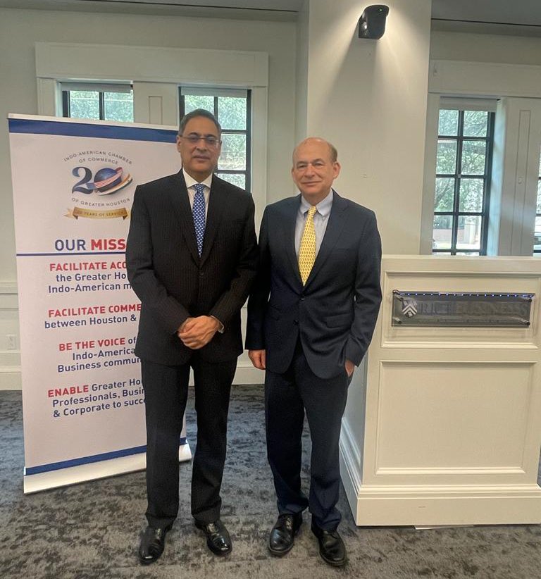 Consul General met with the Dr. David Leebron, President at  Rice University at an event organized by IACCGH on June, 07,2022