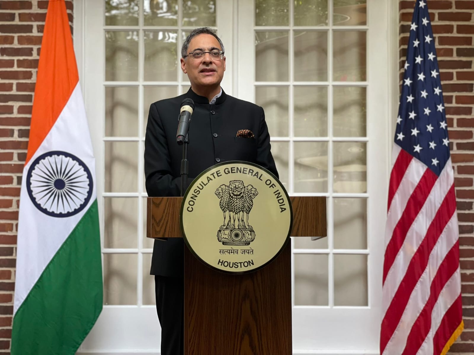 Mayor of Houston Sylvester Turner, Congresswoman Sheila JacksonLee , dignitaries and members of the vibrant Indian- American community joined the celebrations of the 75th anniversary of India’s independence day on August 15,2022